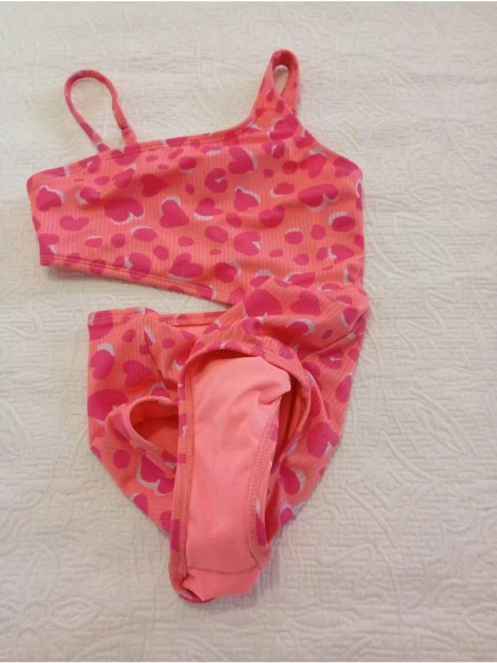 Girls Coral & Pink Heart Patterned Cut-Out Bikini Size S (6/7) Cat & Jack - Picture 5 of 9